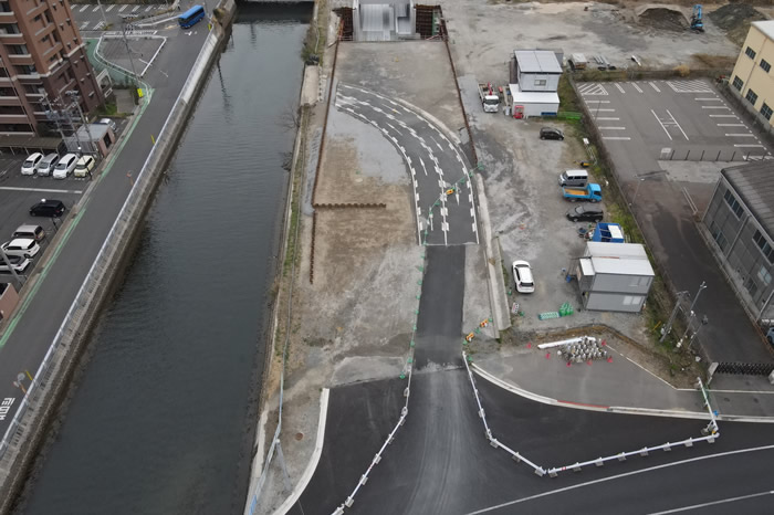 汐井町牧山海岸線道路改良工事(3-9)